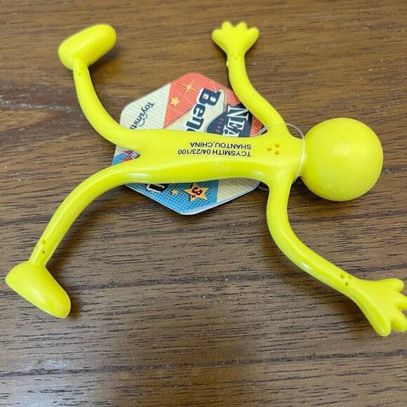 Yellow Pliable Plastic Bendable Man Smiley Head Face Novelty Toy Happy Dude Guy - Picture 8 of 8